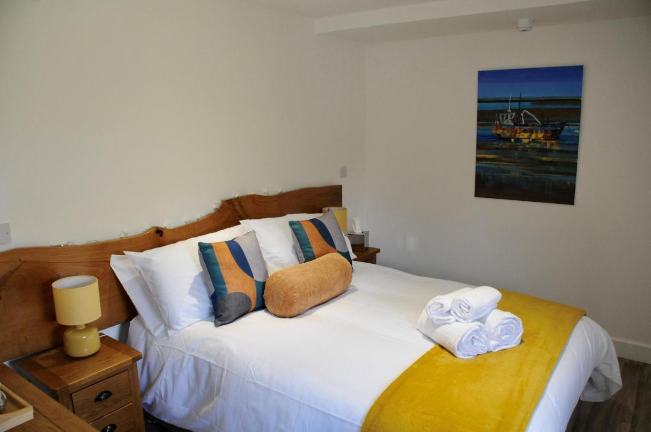 Hotel Sleep@Calon Y Fferi Ferryside Exterior foto