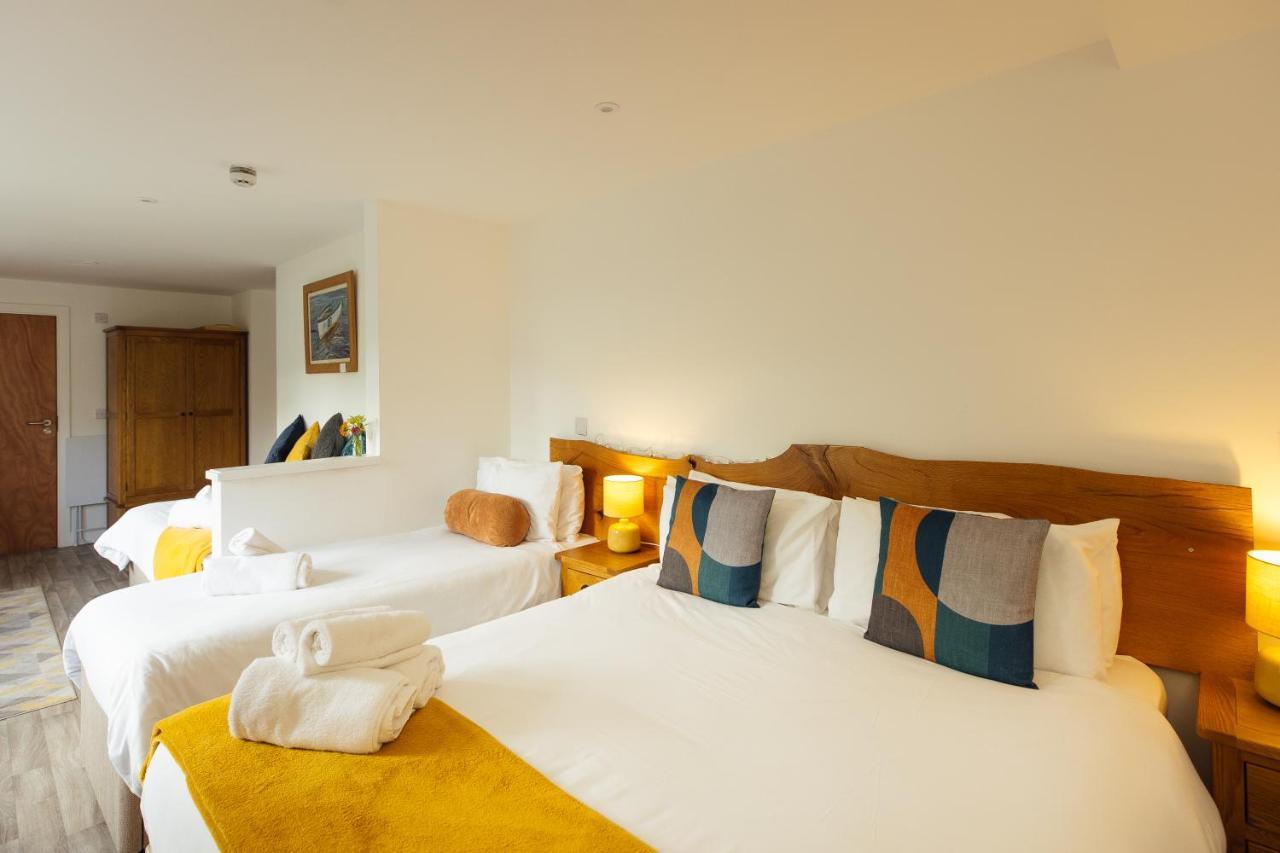 Hotel Sleep@Calon Y Fferi Ferryside Exterior foto
